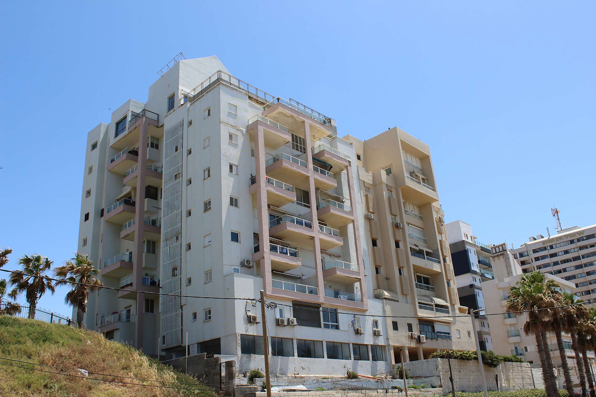 אוסקר-שינדלר-16-בת-ים